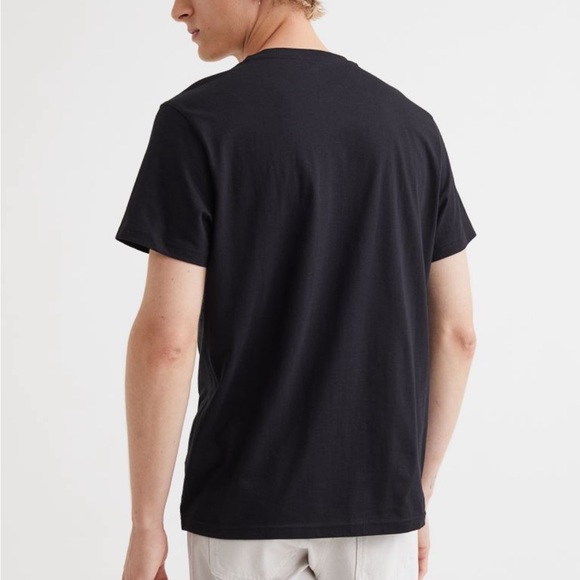 Men’s Regular Fit V Neck T Shirt Black H&M - Picture 3 of 6